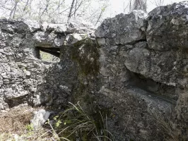 Ligne Maginot - PIERRE POINTUE C4 - (Cuve pour arme d'infanterie) - 