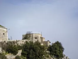 Ligne Maginot - TETE DE CHIEN - FORT MASSENA (6° BIE - 157° RAP) - (Position d'artillerie préparée) - La cuve pour le radar installé par les allemands