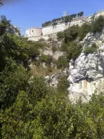 Ligne Maginot - TETE DE CHIEN - FORT MASSENA (6° BIE - 157° RAP) - (Position d'artillerie préparée) - Accès depuis le haut au magasin à poudre.