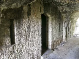 Ligne Maginot - TETE DE CHIEN - FORT MASSENA (6° BIE - 157° RAP) - (Position d'artillerie préparée) - Tunnel d'accès par le bas au magasin à poudre.