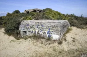 Ligne Maginot - B17 - BORDEAUX - (Blockhaus pour arme infanterie) - 