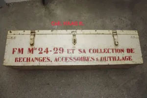 Ligne Maginot - Fusil-mitrailleur 24/29 - Caisse de transport pour FM de forteresse d'après guerre