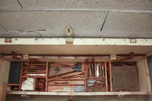 Ligne Maginot - Fusil-mitrailleur 24/29 - caisse de transport pour FM de forteresse d'après guerre