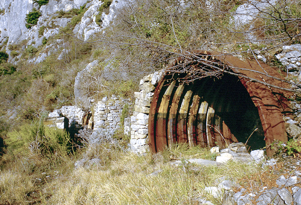 Ligne Maginot - LA PENA (PE) - (Ouvrage d'infanterie) - Un des abris alpins sur les dessus