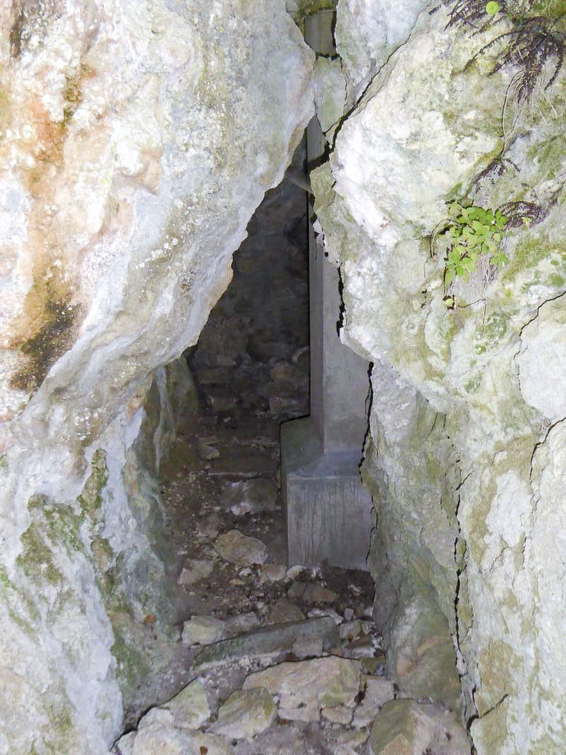Ligne Maginot - LA PENA (PE) - (Ouvrage d'infanterie) - Arrière du casernement