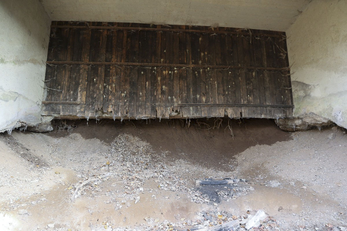 Ligne Maginot - SCHANZ - (Stand de tir) - Massif récepteur de la casemate d'exercice - Alain Perouffe