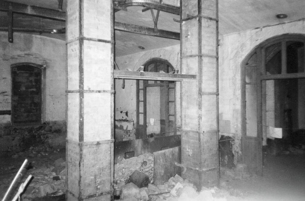 Ligne Maginot - MONT CHAUVE D'ASPREMONT - (Central téléphonique isolé) - Dans le casernement