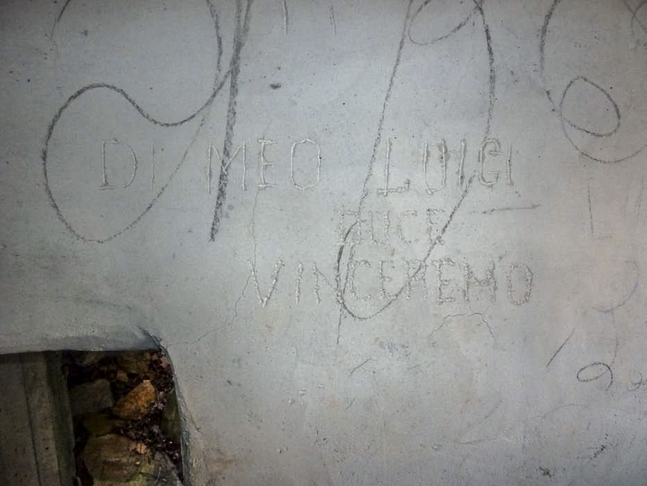 Ligne Maginot - O49 - COTE 942 NORD - (Blockhaus pour arme infanterie) - Le poste a probablement été aussi occupé par les Italiens