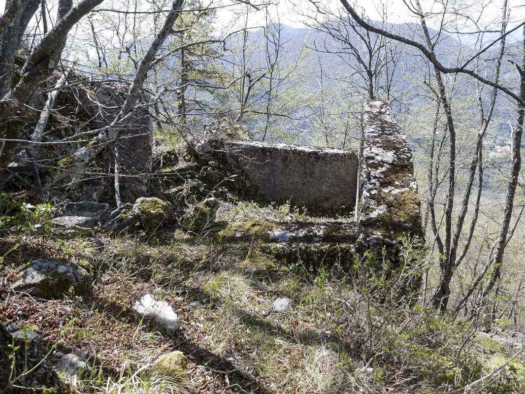 Ligne Maginot - PIERRE POINTUE - C3 - (Cuve pour arme d'infanterie) -  - ELLENA - CUNY