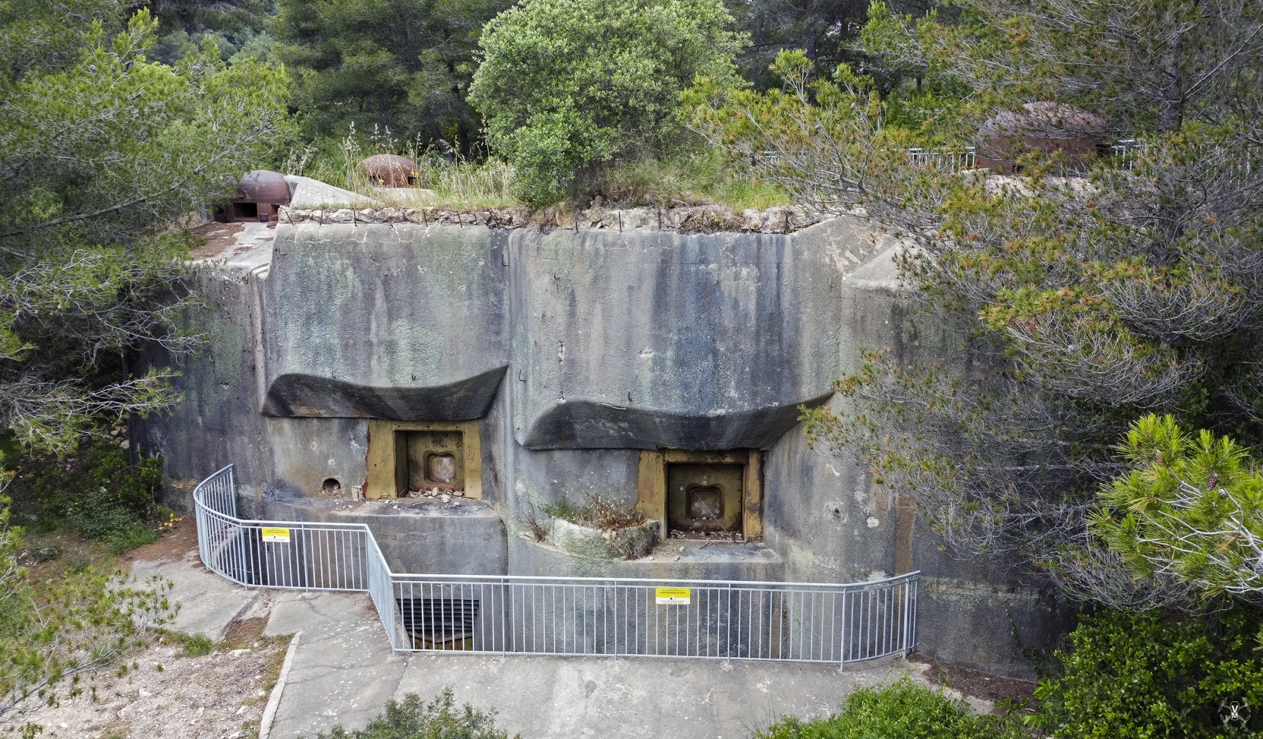 Ligne Maginot - ROQUEBRUNE - CORNILLAT - (Ouvrage d'artillerie) - Bloc 2 - Vincent en Michiel Vermeulen