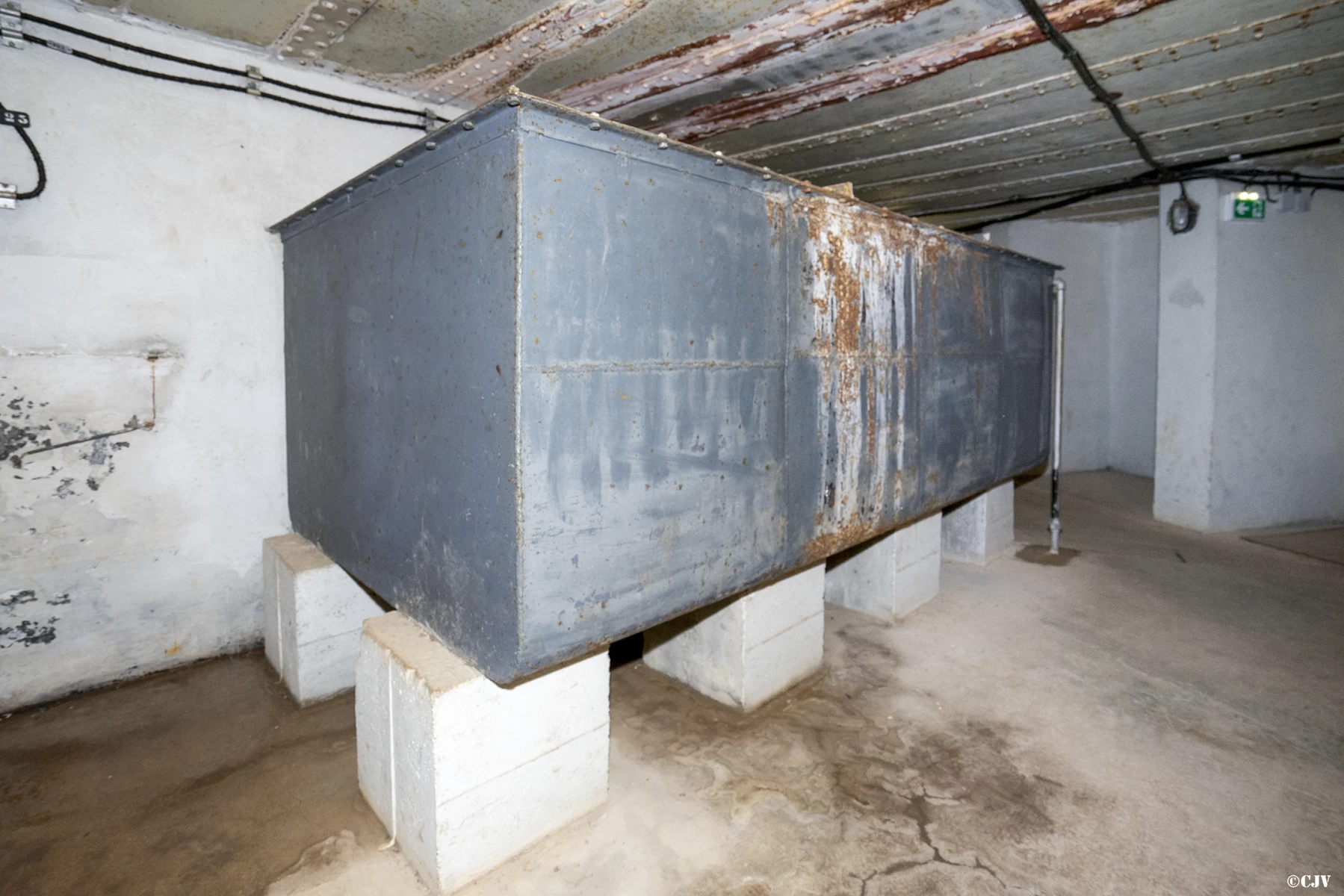 Ligne Maginot - SAINTE AGNES (SAG) - EO9 - (Ouvrage d'artillerie) - Bloc 2
Reserve d'eau - Lia VERMEULEN