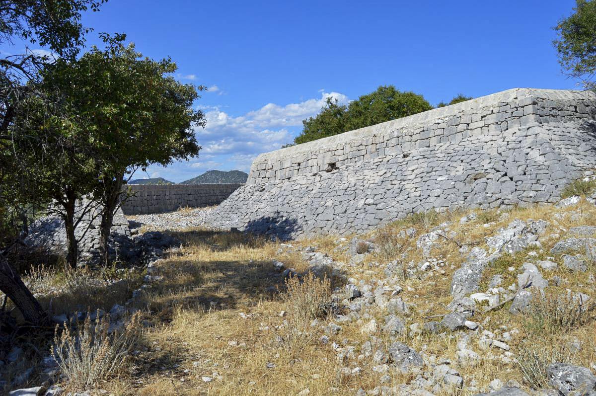 Ligne Maginot - SIRICOCCA SUD - (Observatoire d'artillerie) - Route d’accès - Michal Prasil