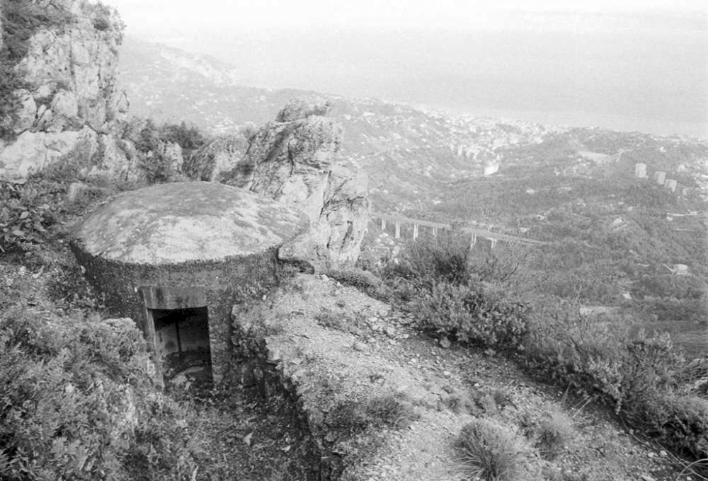 Ligne Maginot - SUILLET OUEST - (Blockhaus pour arme infanterie) -  - LOVINY Alain