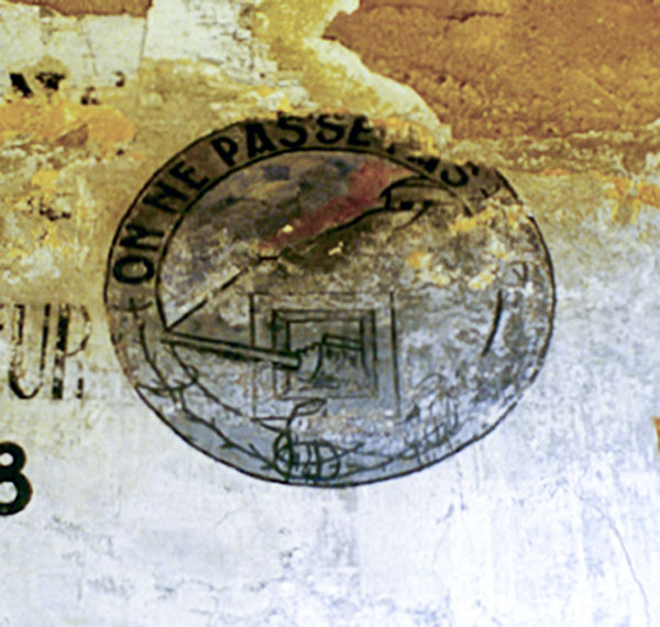 Ligne Maginot - TETE DE CHIEN - (Casernement) - Peinture murale dans le bâtiment G
Détail - LOVINY Alain