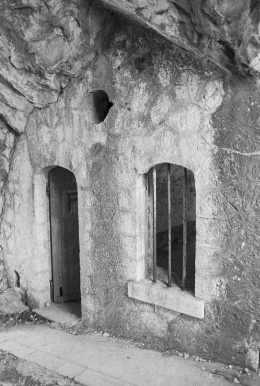 Ligne Maginot - TETE DE CHIEN - (Abri) - Abri IX dans tunnel, avec créneaux - Alain Loviny