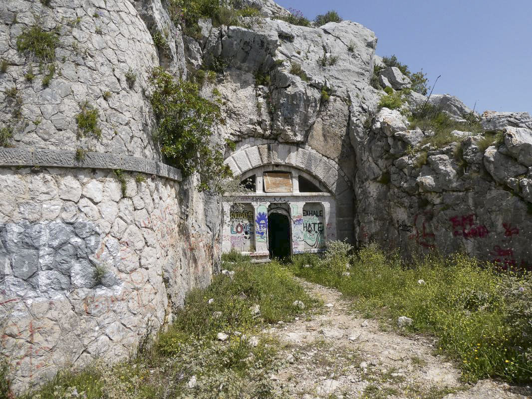 Ligne Maginot - TETE DE CHIEN - (Abri) - Abri réfectoire - ELLENA - CUNY