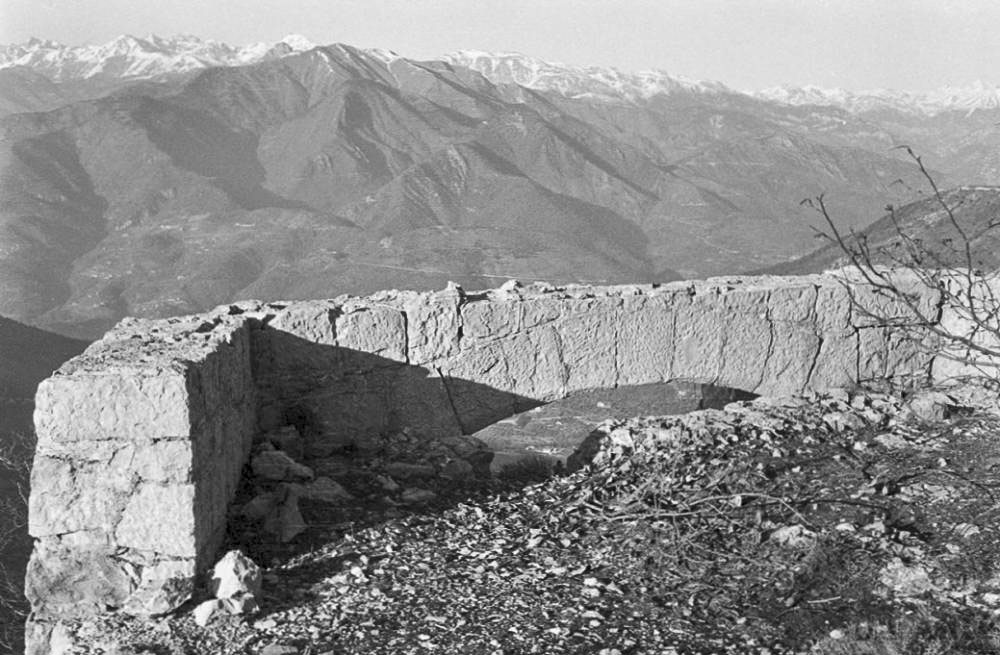 Ligne Maginot - TETE DU LOUP - (Position d'artillerie préparée) - Plateforme pour piéce d'artillerie - LOVINY Alain