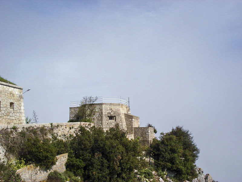 Ligne Maginot - TETE DE CHIEN - FORT MASSENA (6° BIE - 157° RAP) - (Position d'artillerie préparée) - La cuve pour le radar installé par les allemands - ICARDO Laurent