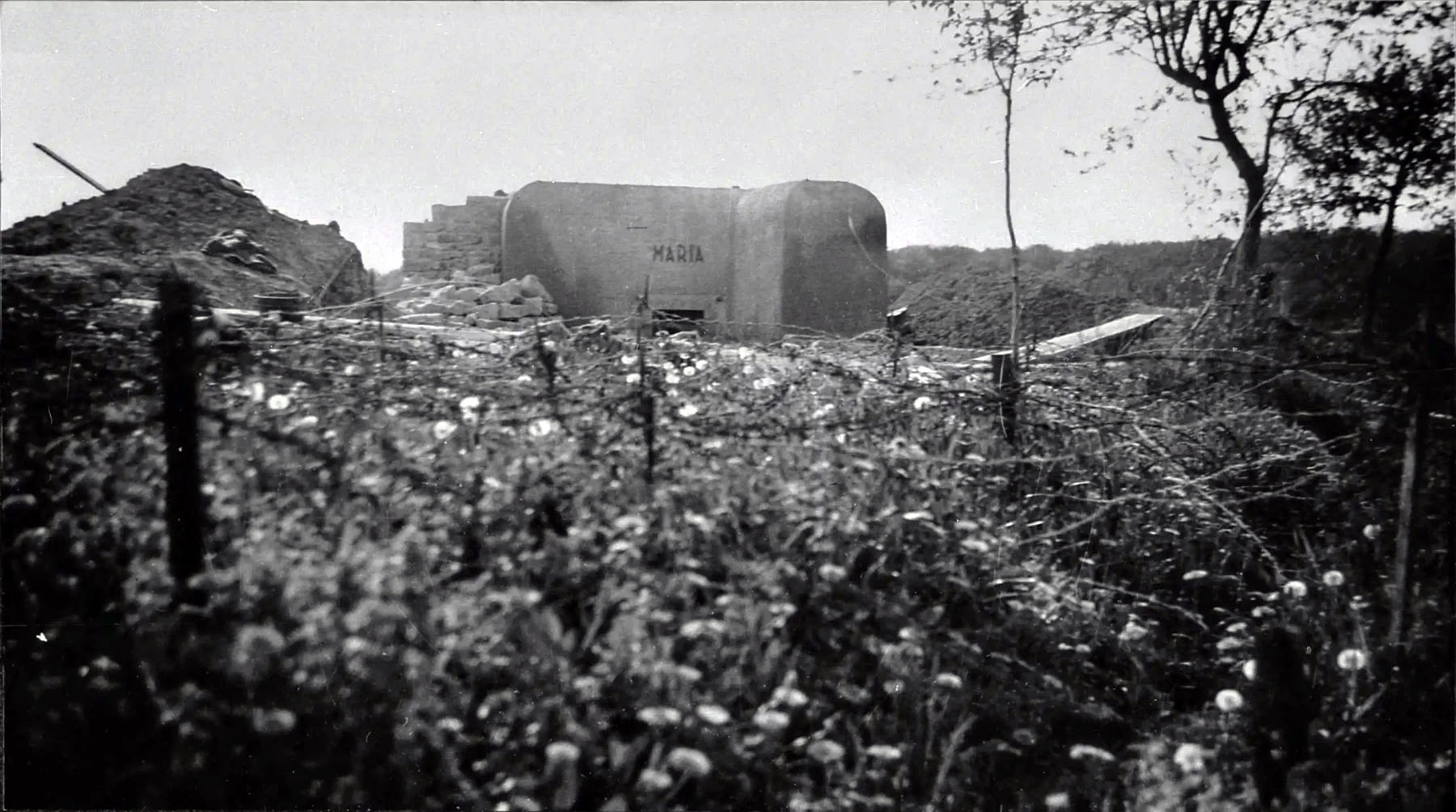 Ligne Maginot - BB31 - MARIA - (Blockhaus pour arme infanterie) - Le blockhaus en construction par la 3° section (GM3) de la 7° CM du 161° RIF
Avril 1940 - Inconnu