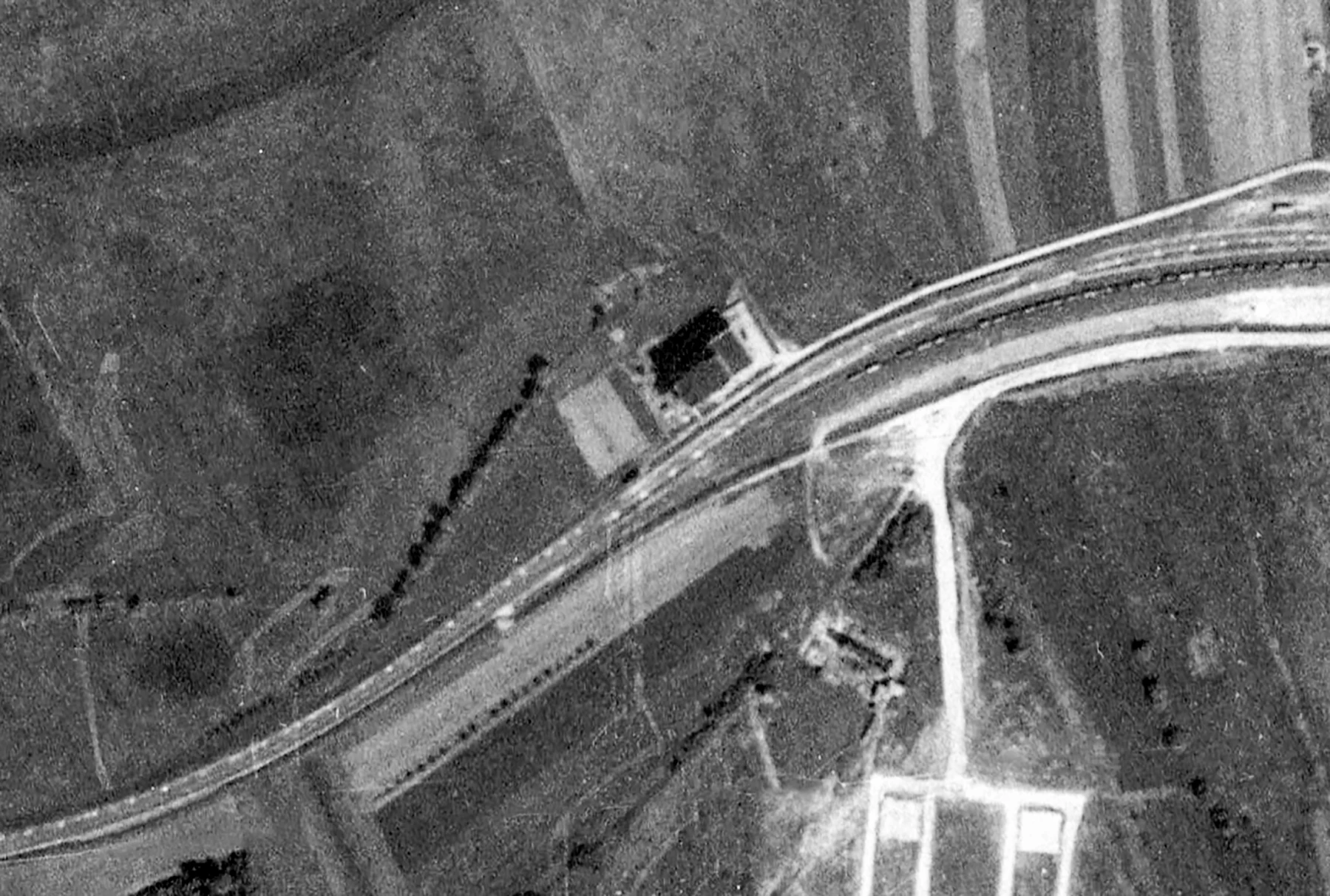 Ligne Maginot - CHAMBREY - (Infrastructures électriques) -    - IGN - Géoportail 1946