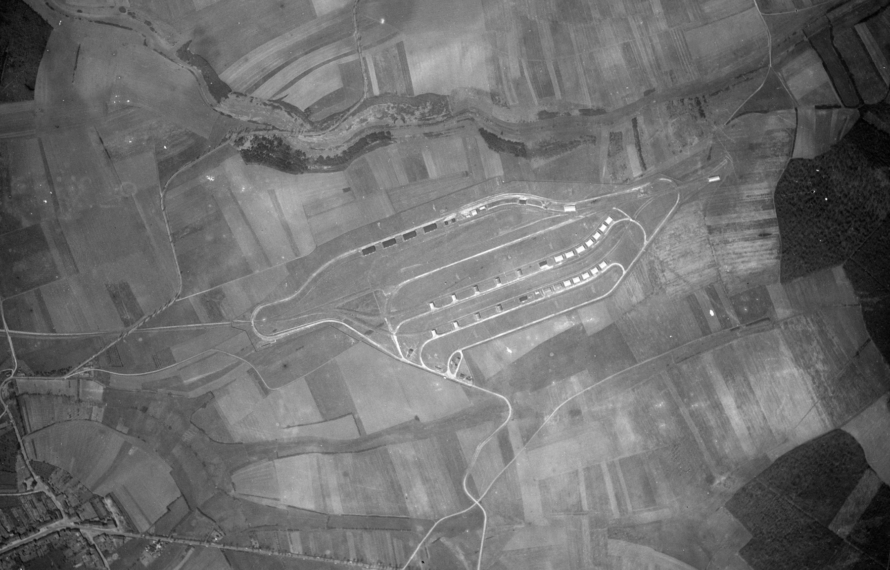 Ligne Maginot - MARS LA TOUR - DéPôT ARRIèRE - (Dépôt de Munitions) -  - IGN - Géoportail 1938