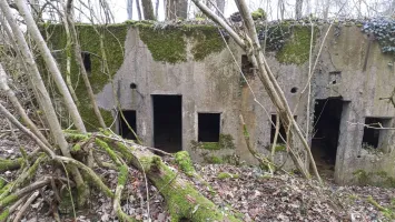 Ligne Maginot - SERROUVILLE (SOUS-SECTEUR AUMETZ - 128° RIF) - (PC de Sous-Secteur) - PC à six alvéoles