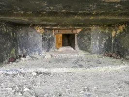 Ligne Maginot - LEGERET NORD 3 - C5-B - (Blockhaus pour canon) - L'embrasure pour une mitrailleuse.
