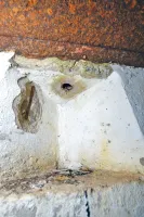 Ligne Maginot - LANGENACKER OUEST - (Blockhaus pour arme infanterie) - Petit trou pour l'évacuation de la fumée de la lanterne 