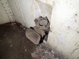 Ligne Maginot - FOUR A CHAUX - FAC - (Ouvrage d'artillerie) - Entrée munitions
Goulotte d'évacuation des douilles et étuis