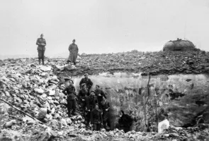 Ligne Maginot - SCHOENENBOURG - (Ouvrage d'artillerie) - Bloc 4