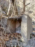 Ligne Maginot - VALABRES ANNEXE (OU SUD) (VA) - (Blockhaus pour arme infanterie) - Latrine en contrebas de la route 