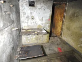 Ligne Maginot - D5 - (Chambre de coupure) - 