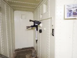 Ligne Maginot - FOUR A CHAUX - FAC - (Ouvrage d'artillerie) - Entrée des hommes
Lance grenade et poste FM 