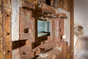 Ligne Maginot - LE CHESNOIS - CHENOIS - (Ouvrage d'artillerie) - Entrée mixte
Un créneau de façade