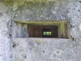 Ligne Maginot - B312 - ANSTAING - (Blockhaus pour canon) - Créneau nord