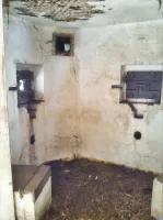 Ligne Maginot - B312 - ANSTAING - (Blockhaus pour canon) - Deux créneaux ainsi qu'un support pour le canon
