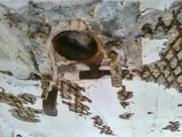 Ligne Maginot - B312 - ANSTAING - (Blockhaus pour canon) - L'orifice du periscope