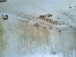 Ligne Maginot - B312 - ANSTAING - (Blockhaus pour canon) - Crochets pour les hamacs