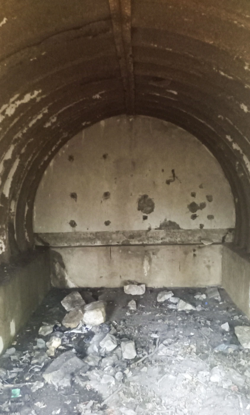 Ligne Maginot - SERROUVILLE (SOUS-SECTEUR AUMETZ - 128° RIF) - (PC de Sous-Secteur) - PC à six alvéoles
L'intérieur - Marc Fossoul