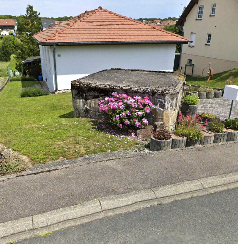 Ligne Maginot - ROUHLING OUEST - (Blockhaus pour arme infanterie) -  - GoogleEarth Streetview