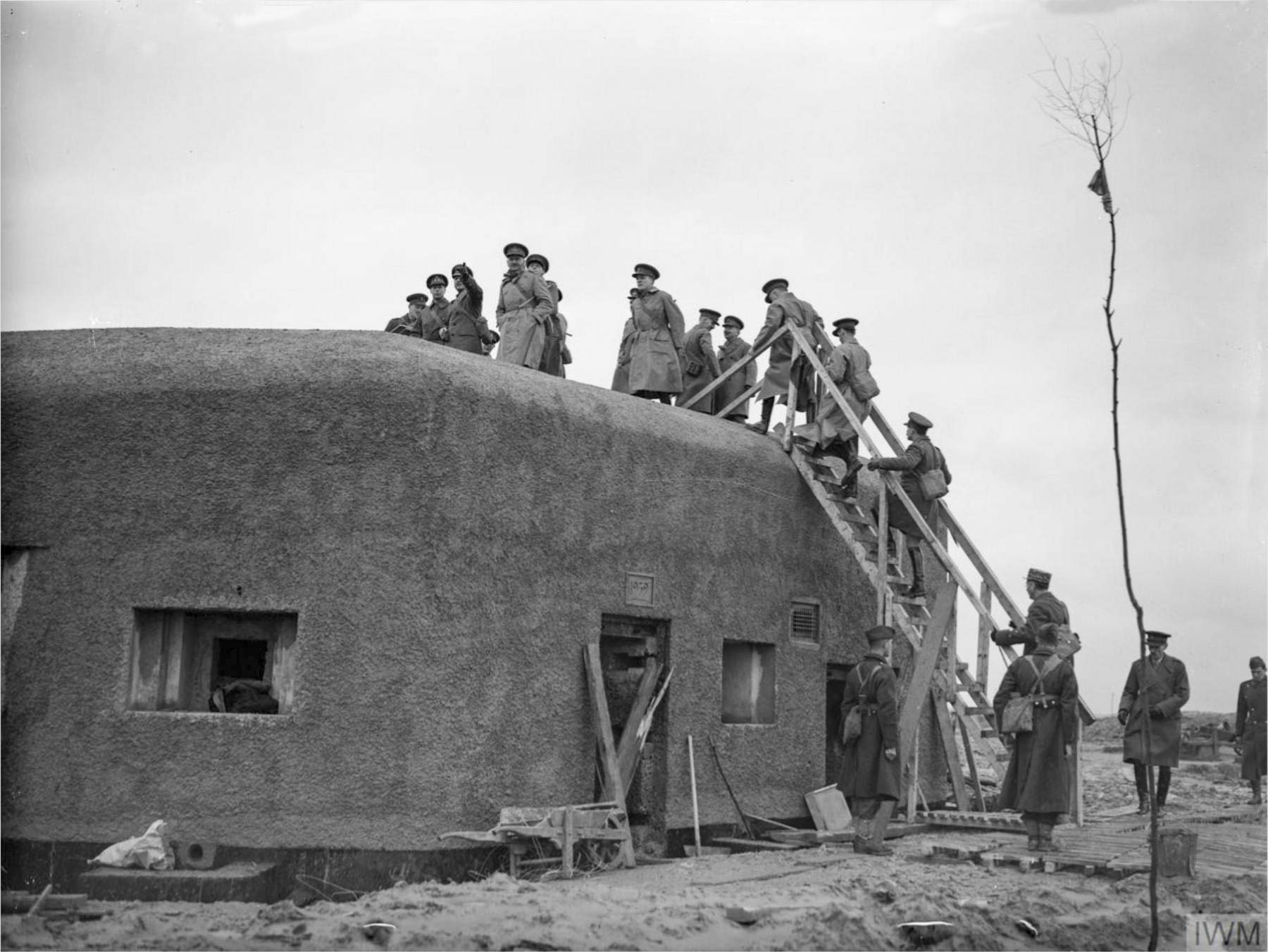 Ligne Maginot - B334 - LA PLAINE NORD - (Blockhaus pour canon) - Photo supposée être du B 334 (Voir fil de discussion) - War Office official photographer