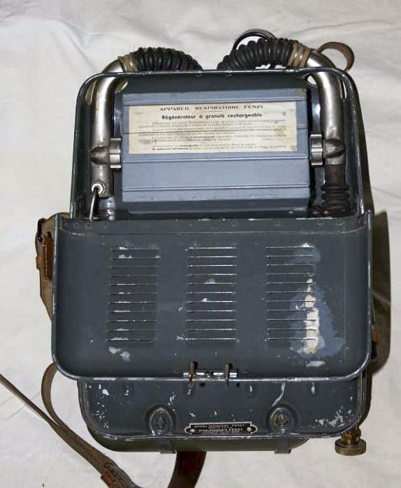 Ligne Maginot - Appareil isolant FENZY modèle 36 - Appareil respiratoire isolant utilsé dans les ouvrages Maginot