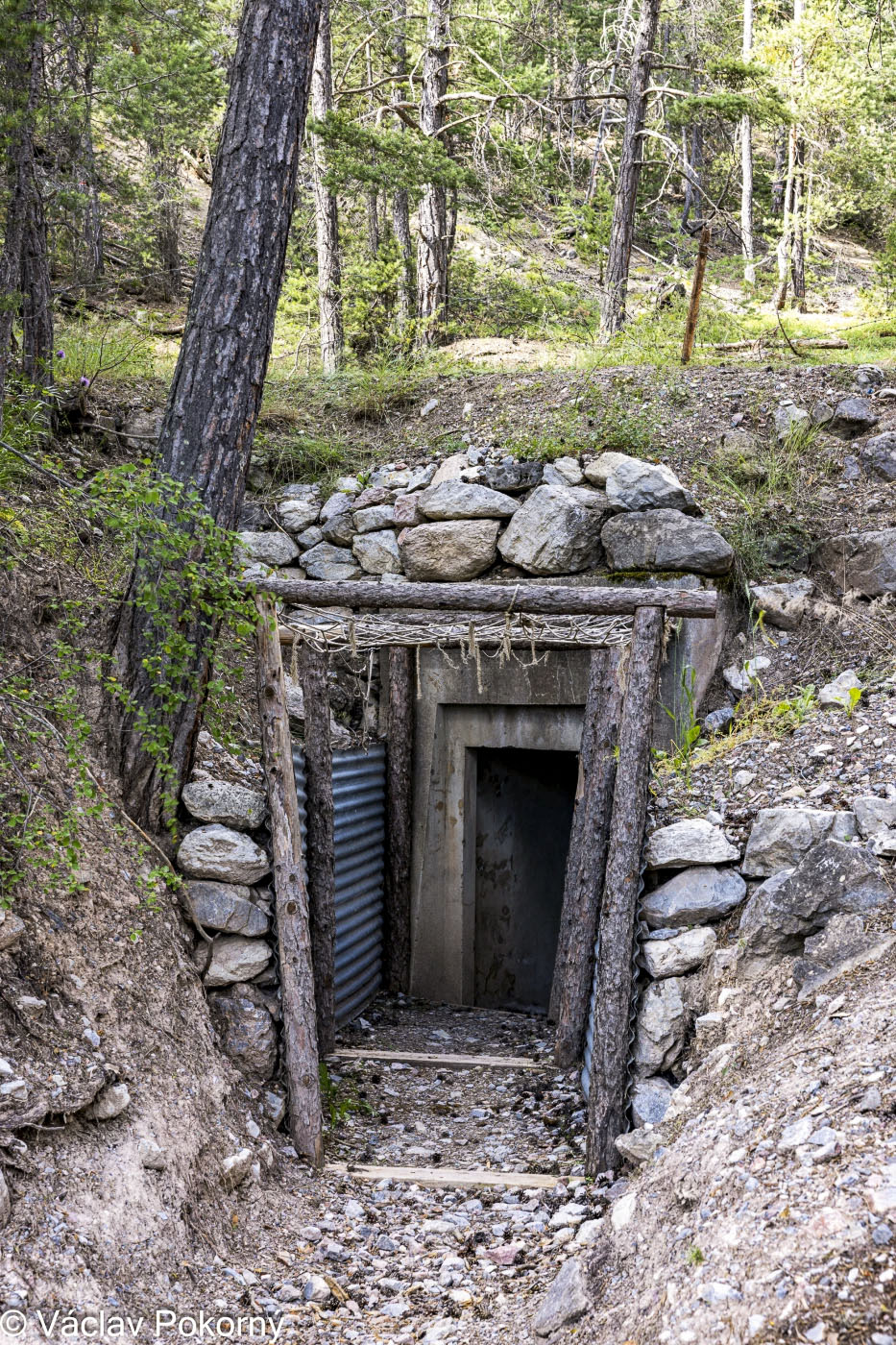 Ligne Maginot - LA PIGNEE - (Abri) - Entrée droite - Václav Pokorný