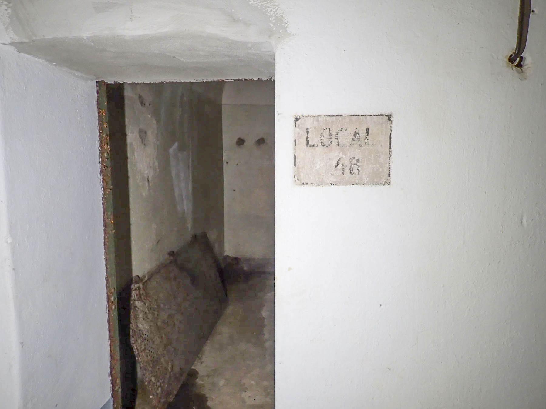 Ligne Maginot - FOUR A CHAUX - FAC - (Ouvrage d'artillerie) - Local vide sans porte N° 48  - J.Luc