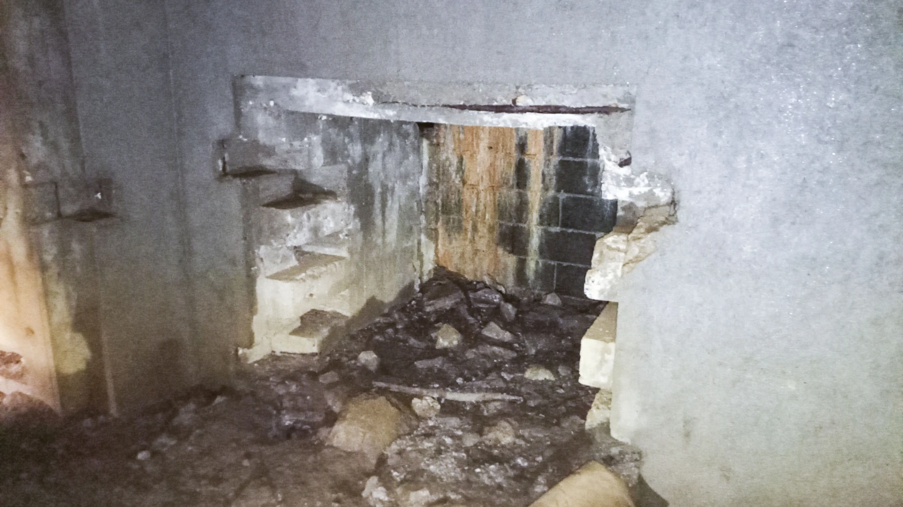 Ligne Maginot - MY3 - (Blockhaus lourd type STG / STG-FCR - Simple) - L'entrée du materiel - Marc Fossoul