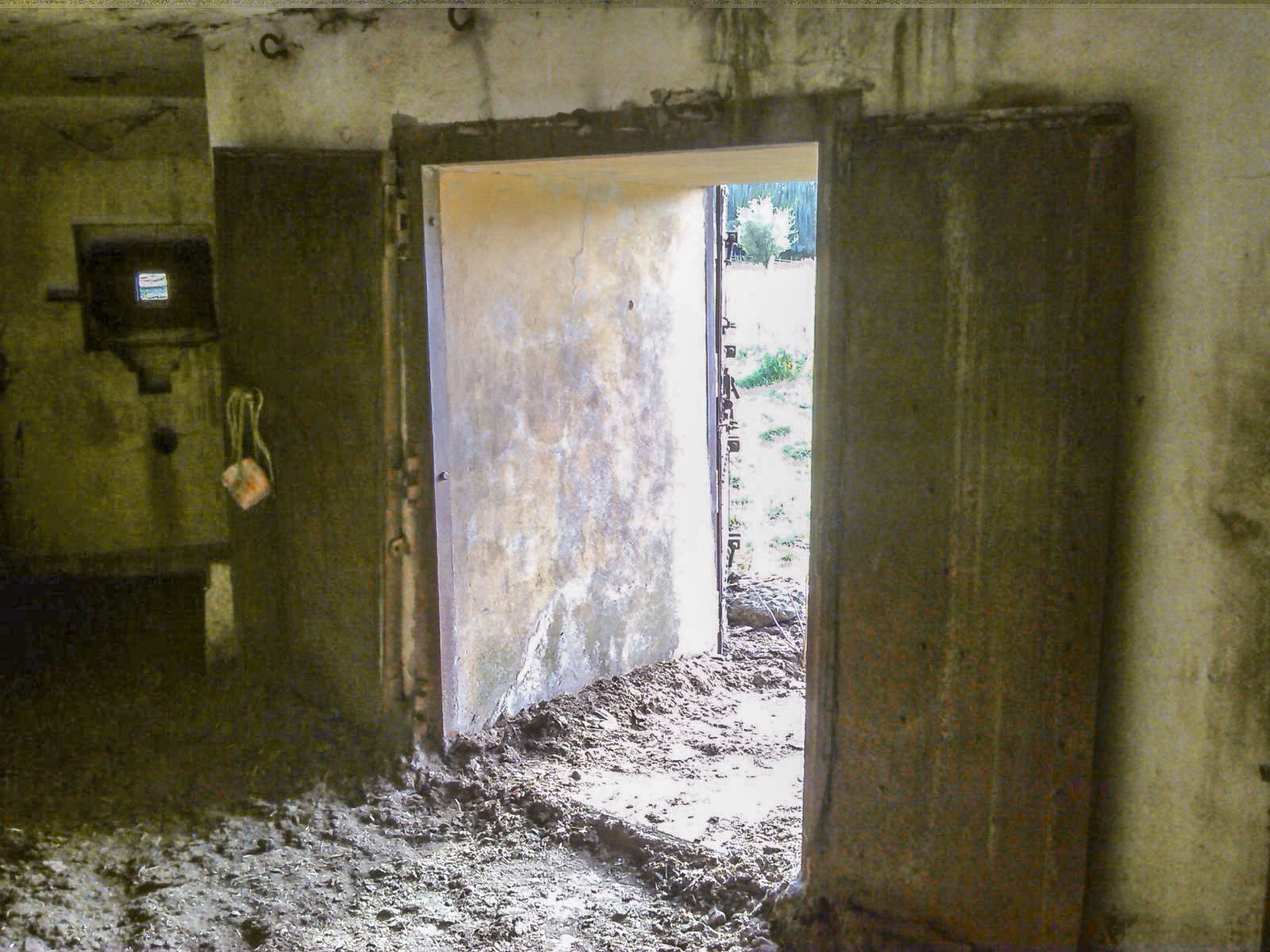 Ligne Maginot - B312 - ANSTAING - (Blockhaus pour canon) - Les portes intérieures - Christian MOIGNEZ